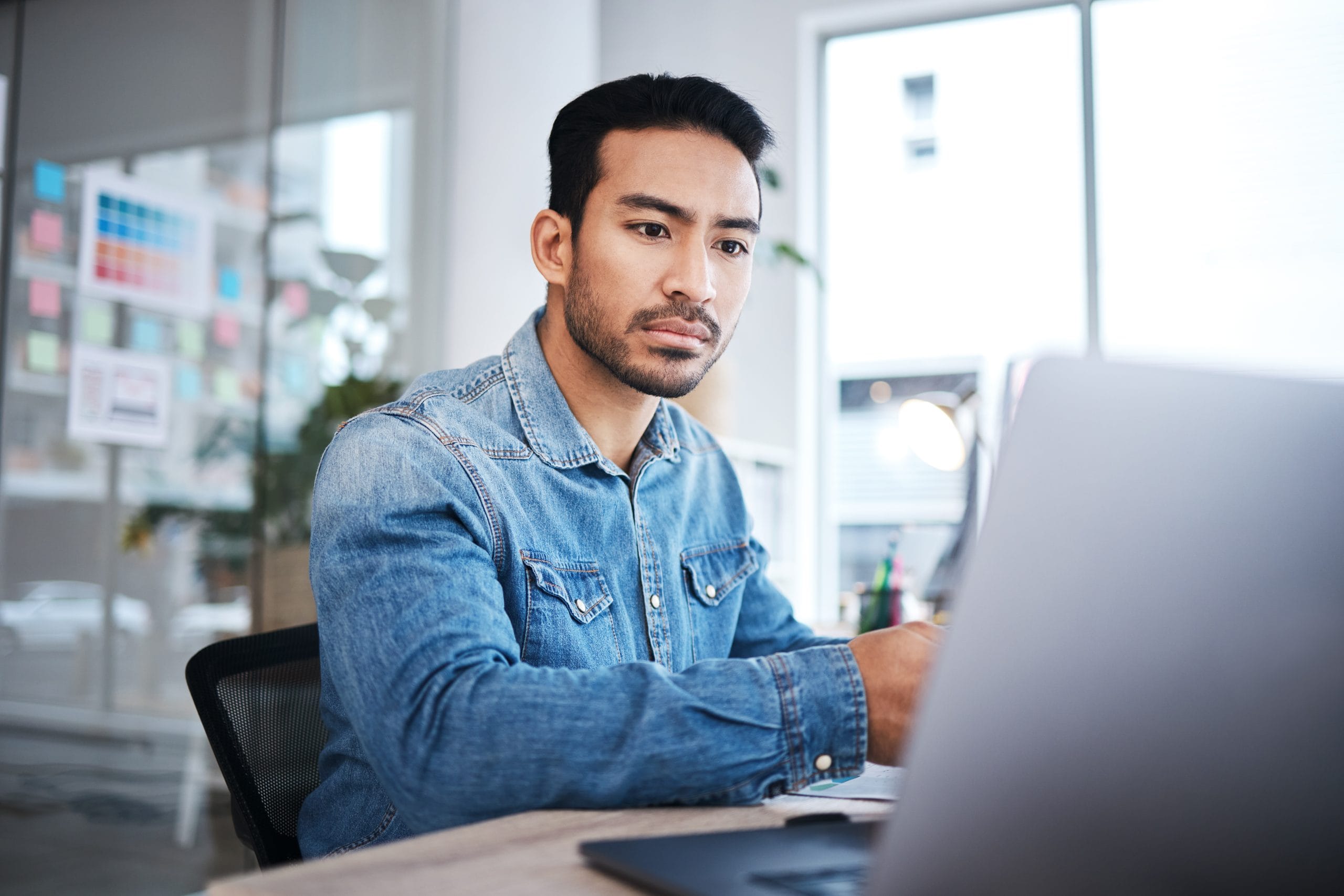 Les arnaques aux faux virements bancaires : comment s’en protéger ?